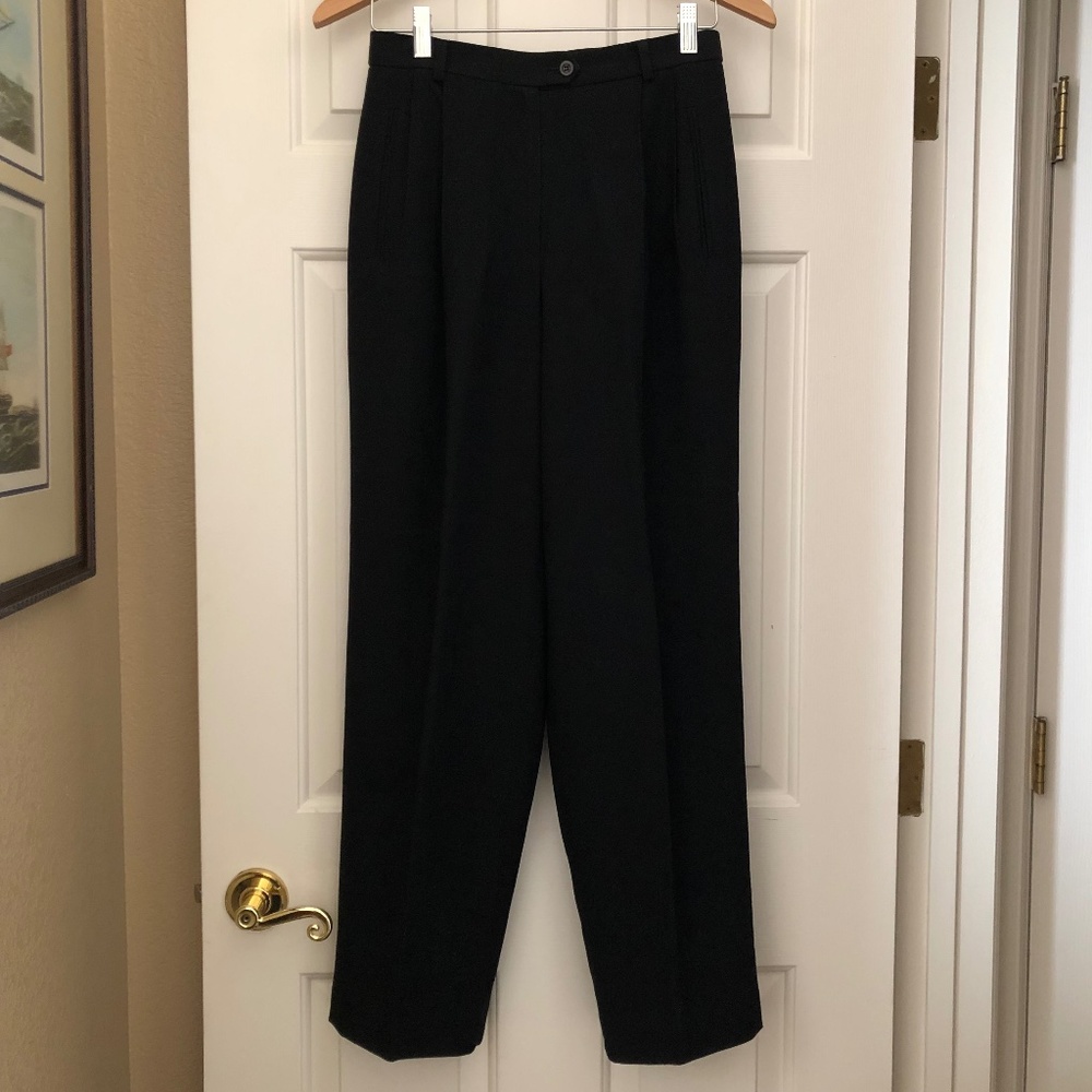 Women's - Liz Claiborne Classics,  Black Business Pants, Lined 8 Petite